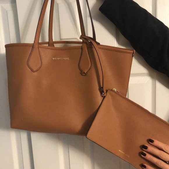 michael kors tan tote